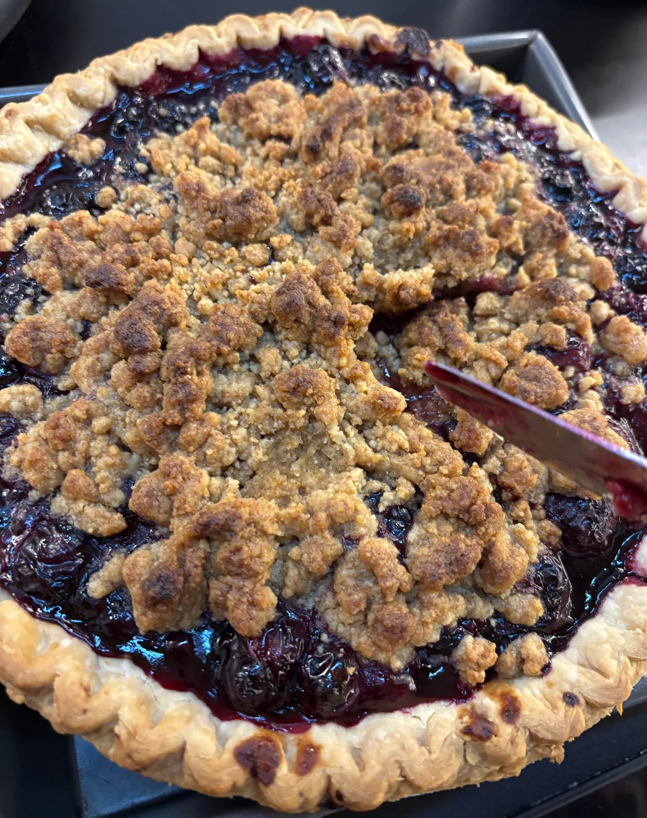 Another view of same dark-fruit streusel pie.